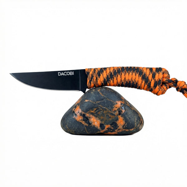 Cuțit Capra Neagră, mâner paracord, oțel D2